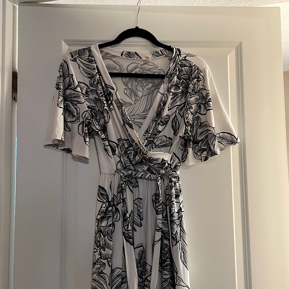 Size large maxi dress